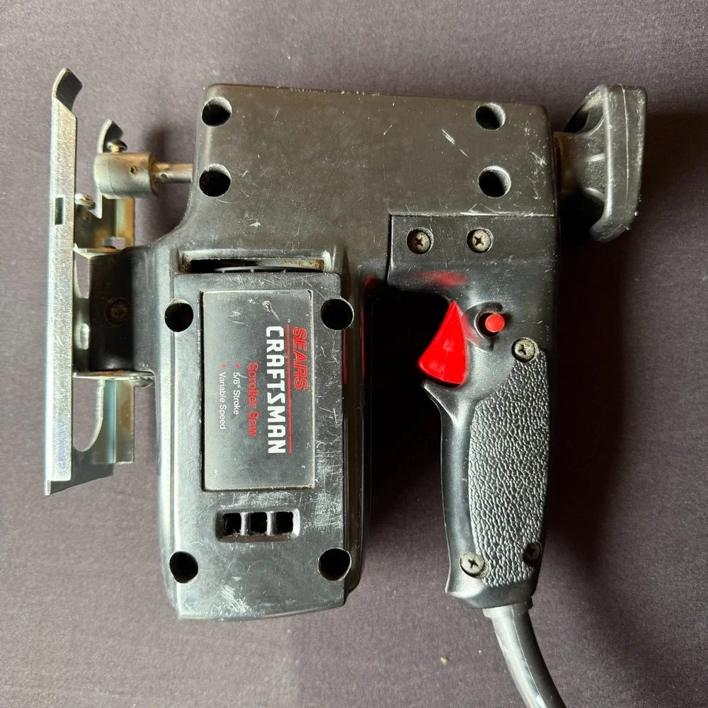 craftsman vintage scroll