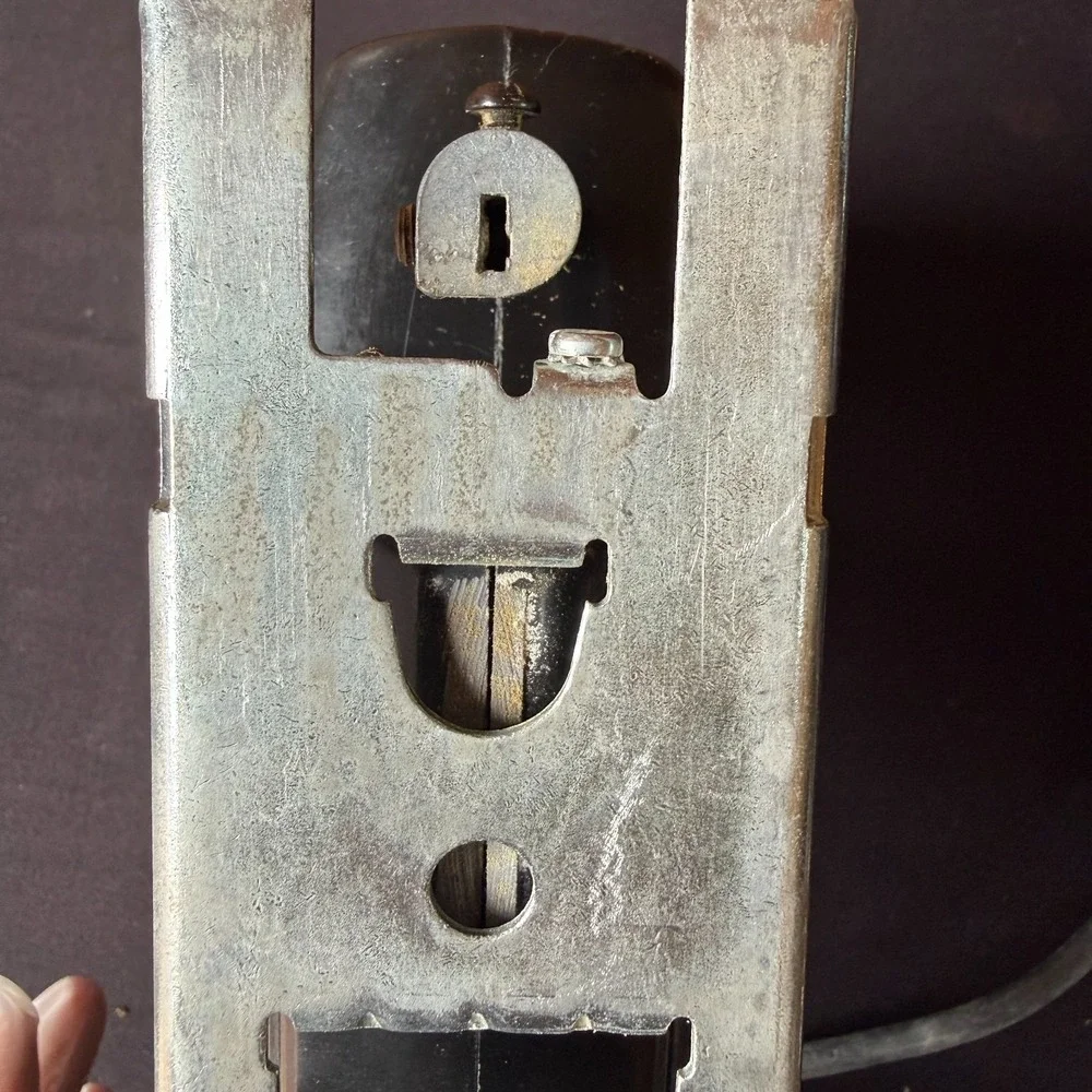 craftsman vintage scroll
