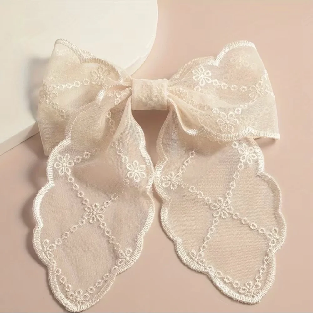 N/A lace bow