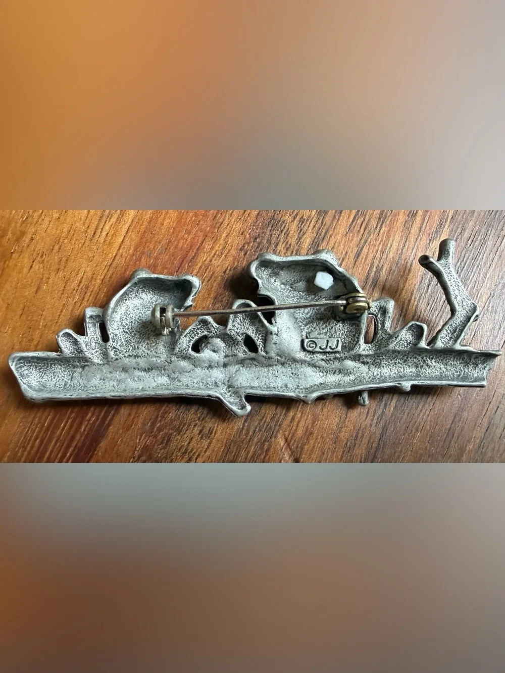 VTG JJ Jewelry Frogs Pewter Brooch Pin Silver tone Signed Jonette