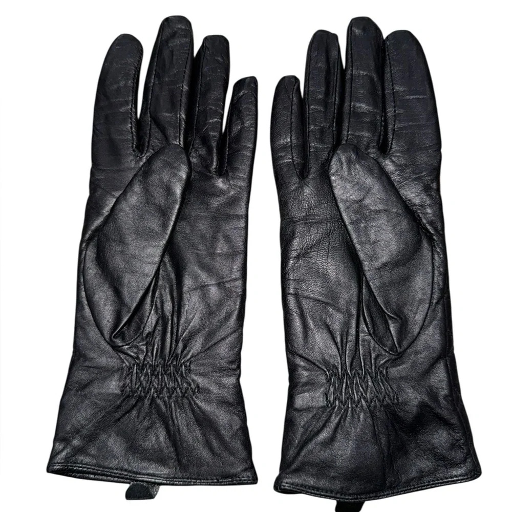Michaels chic black