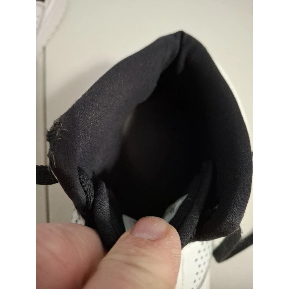 Nike jordan access