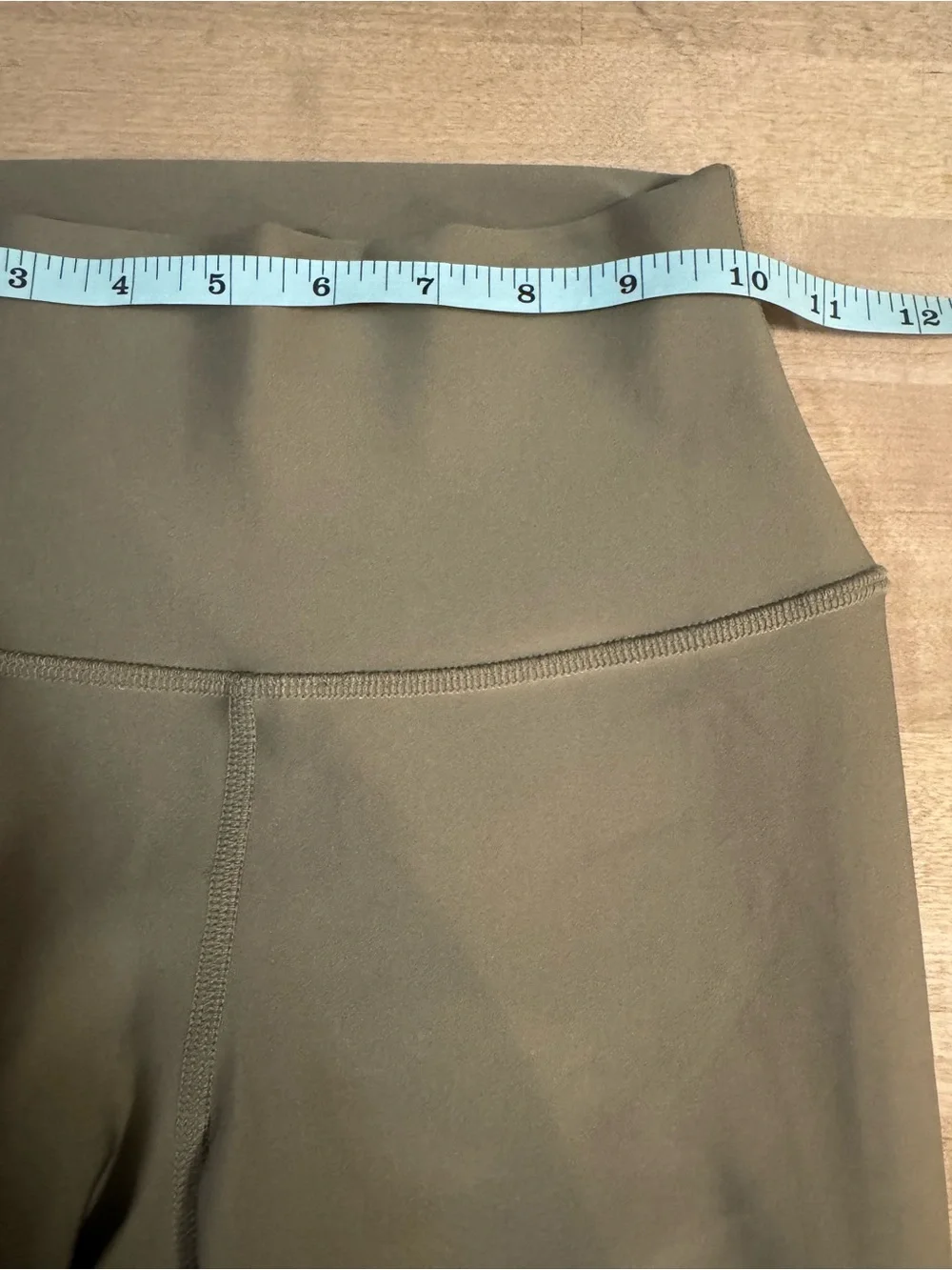 ALO Yoga soft light