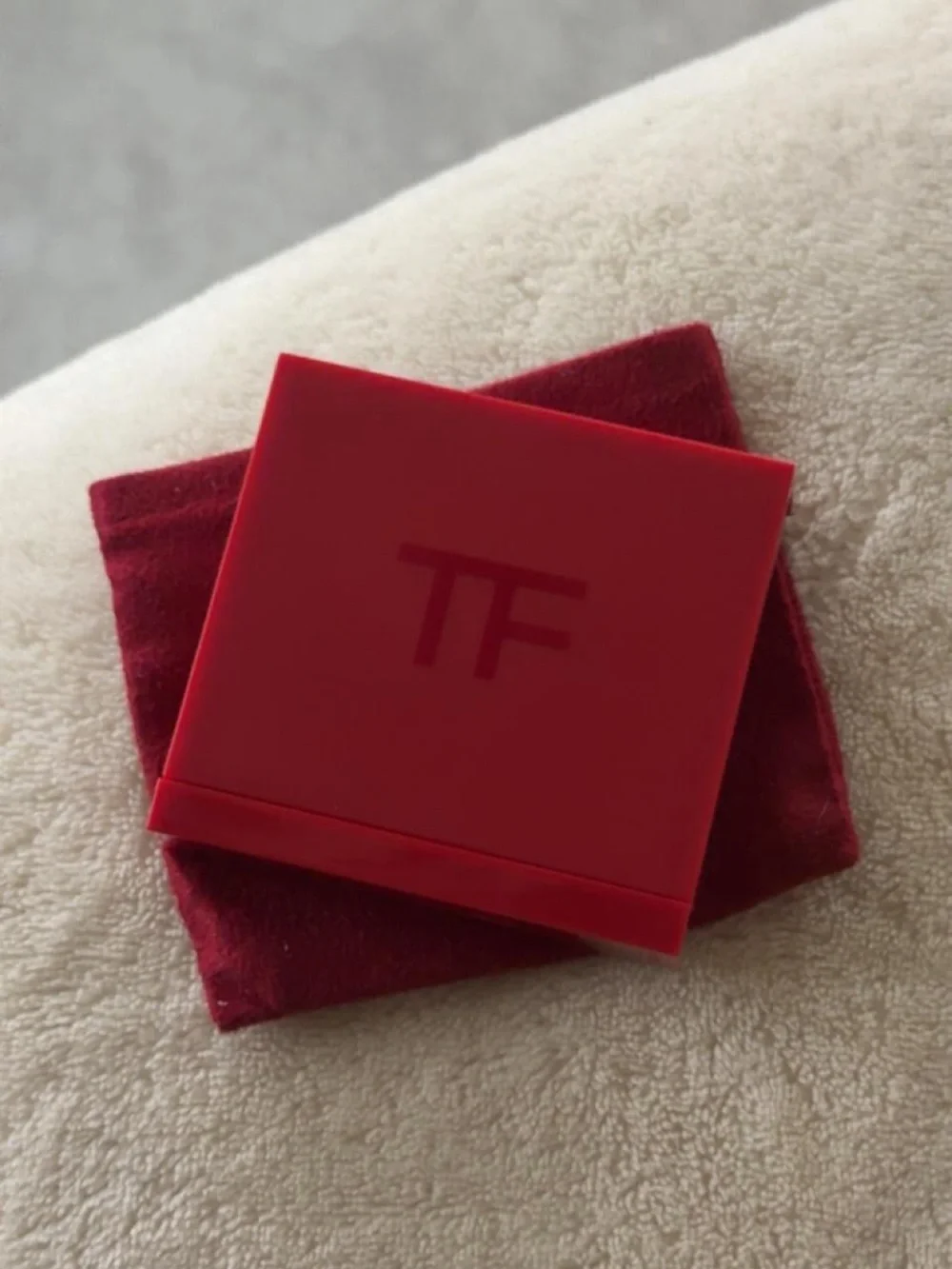 Tom Ford silky powder