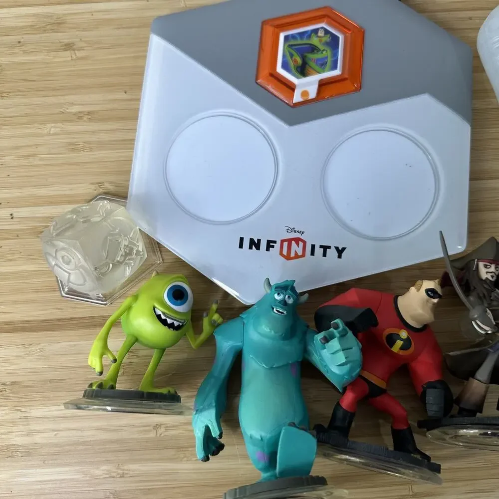 Disney infinity base