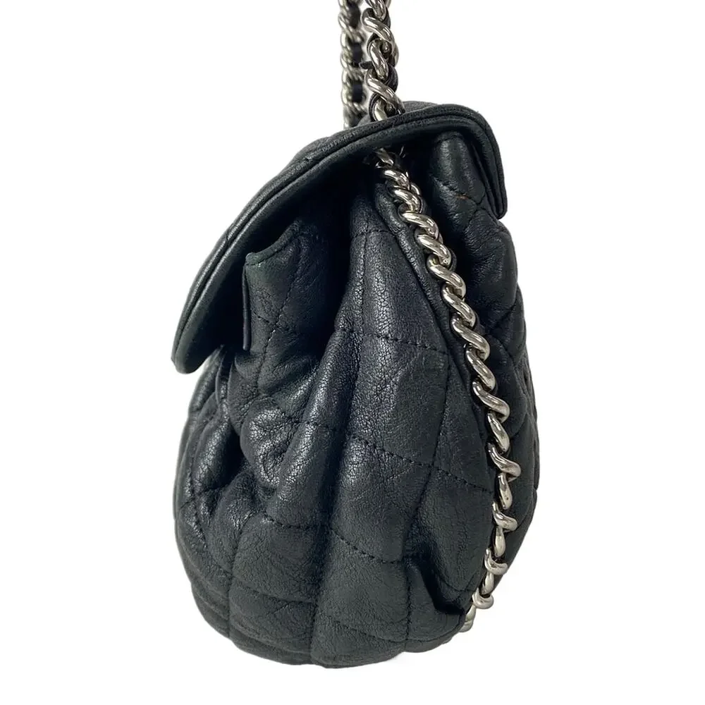 CHANEL chain around