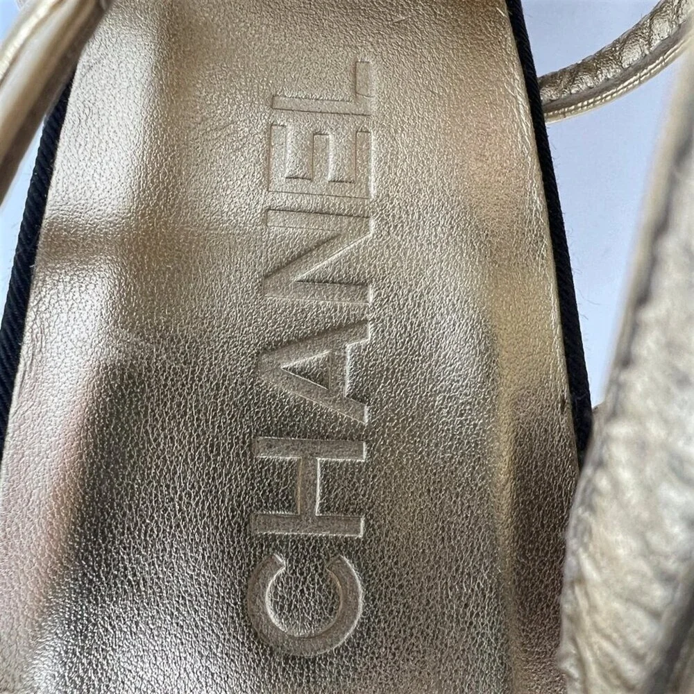 CHANEL authentic black