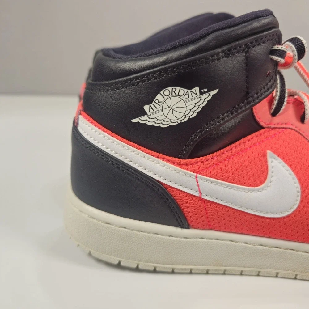 Nike Air Jordan 1 Mid SE GS White Infrared FB4417-016 Size 7Y Womens 8.5