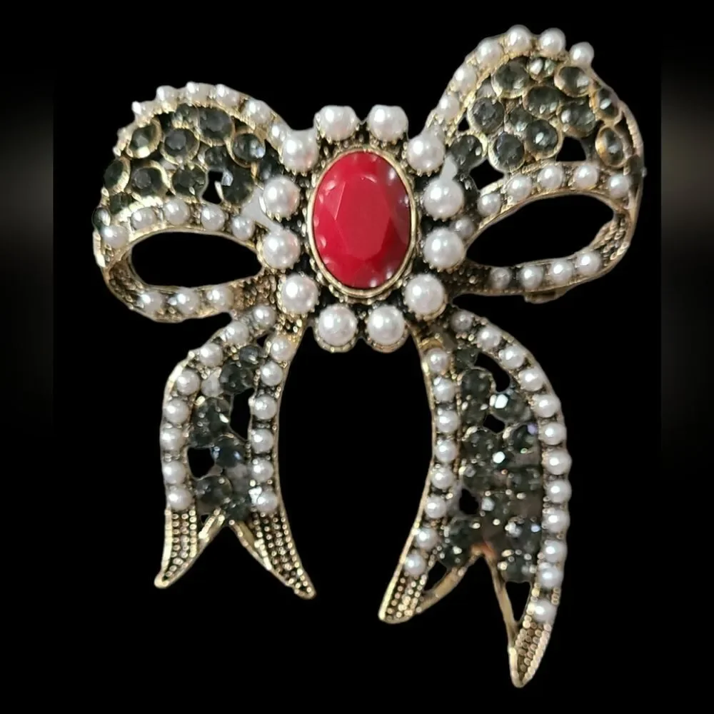 Paris Brooch Maroon Red Stones with‎ Pearls Gold Metallic Filigree 2.5