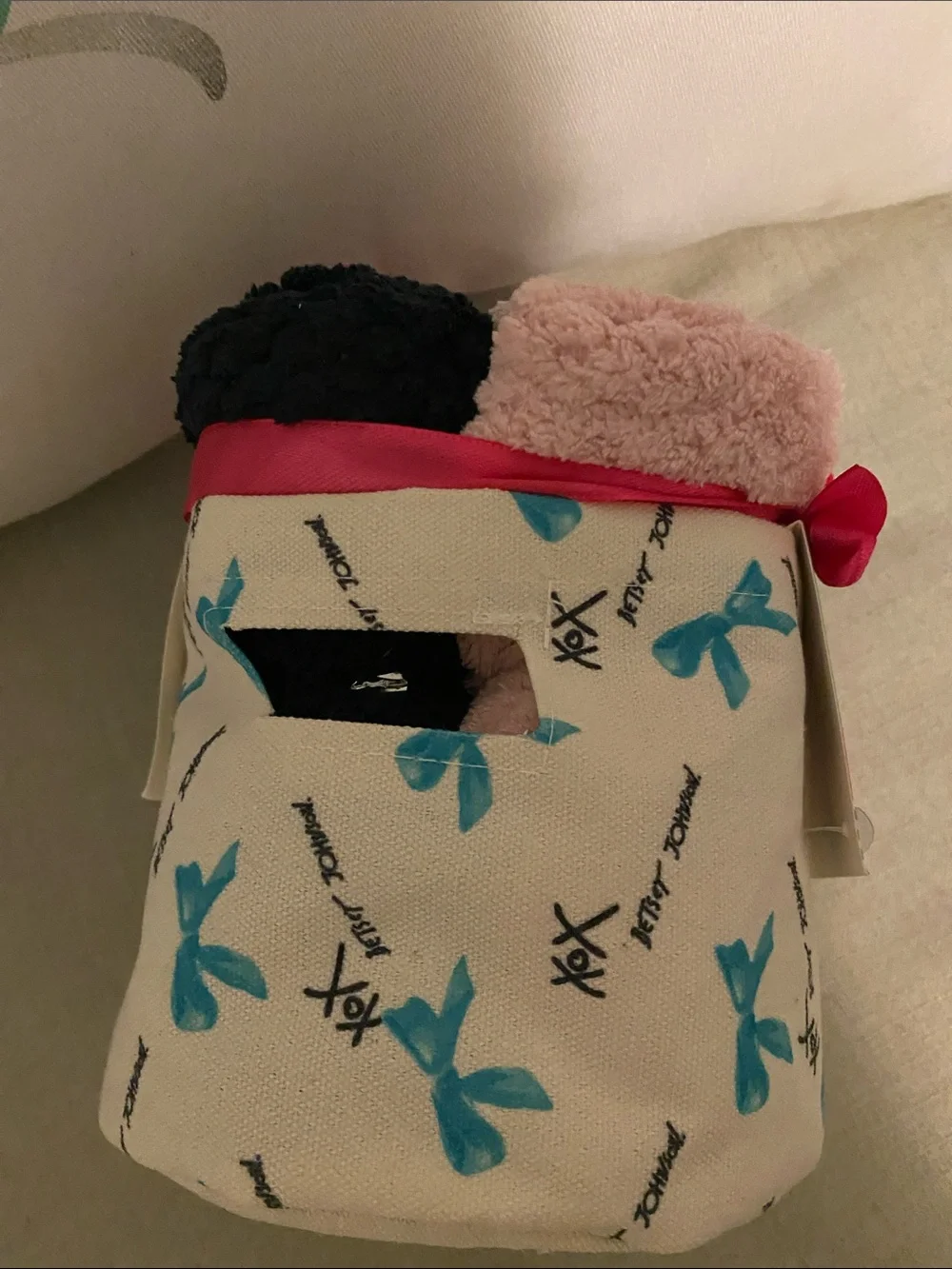 Betsey Johnson 4-Pack Plush Hair Wraps in storage basket
