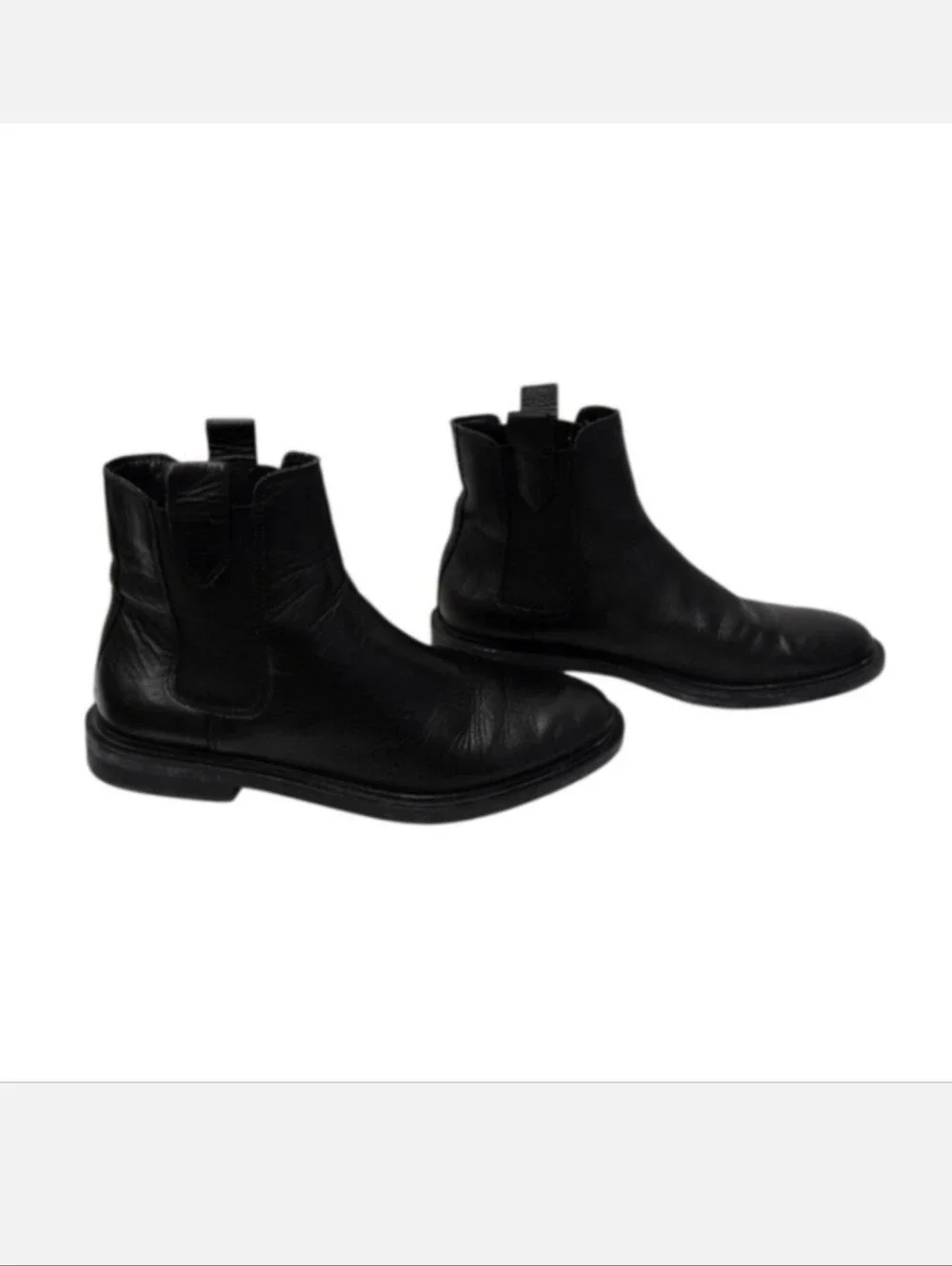 Zara Classic Style Chelsea Leather Boots in Black