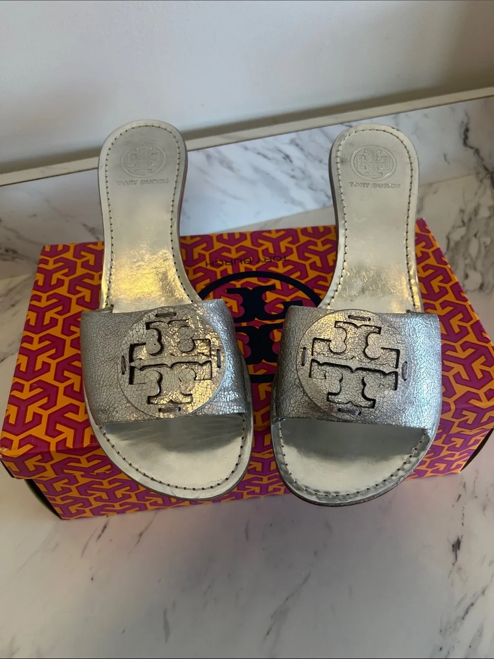 Tory Burch tory burch