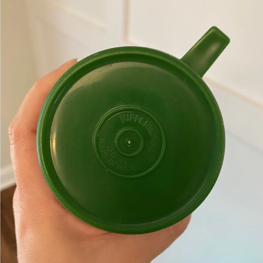 Tupperware set green