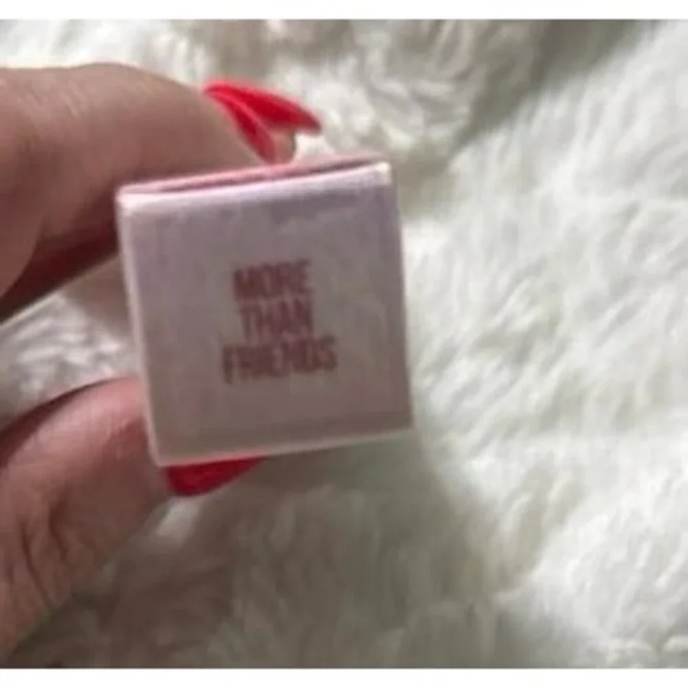 Jeffree Star supreme gloss