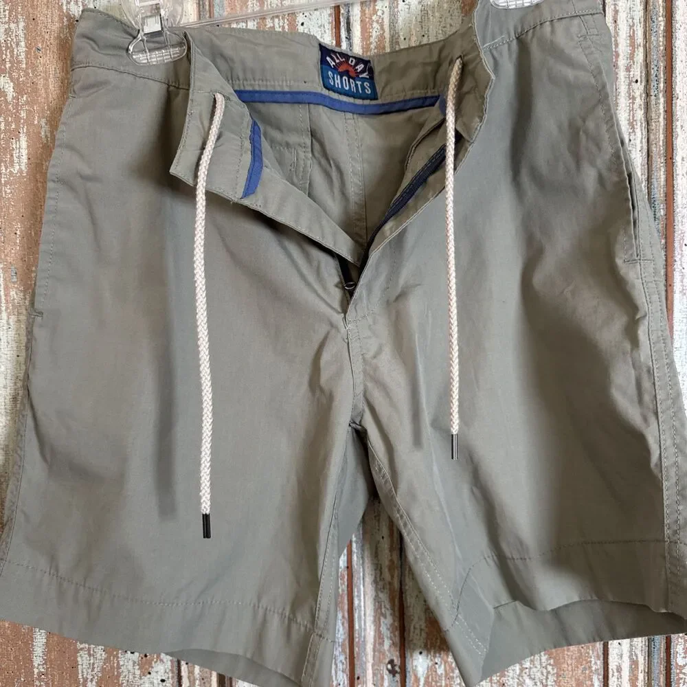 Faherty All Day Shorts Men's Size 31 Green/Tan Quick Dry Lightweight Hiking 7.5”