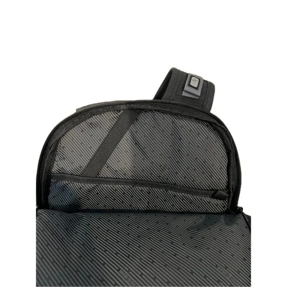 SwissGear laptop 18