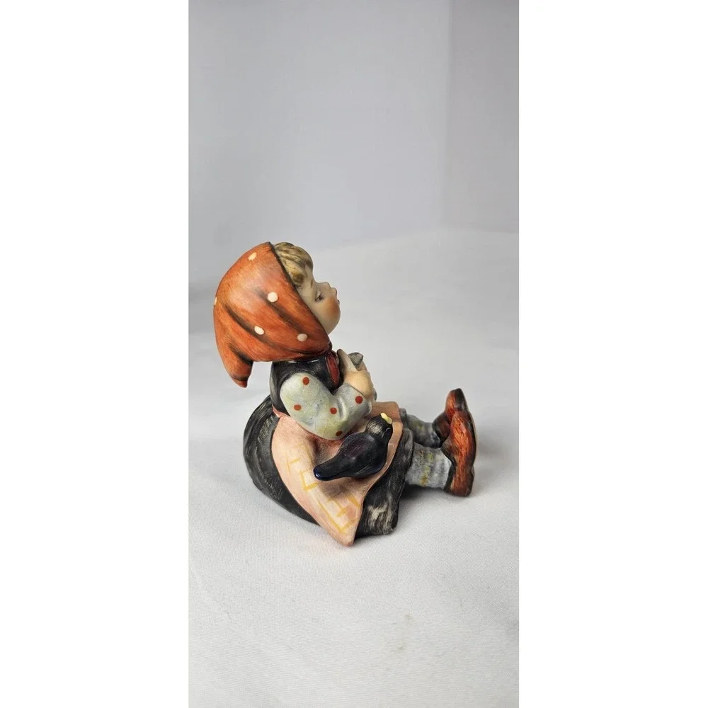 Vintage Goebel Hummel Happy Pastime #69 TMK-3 W. Germany Girl Bird Figurine