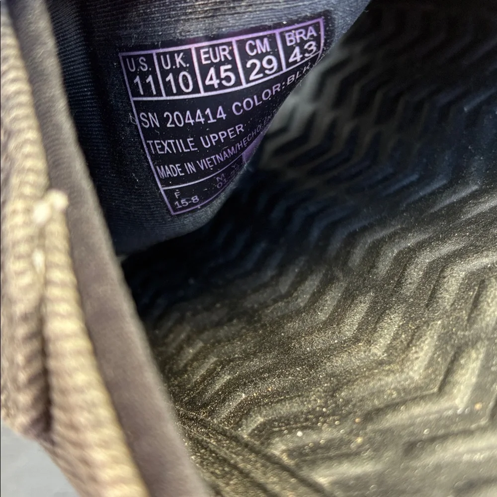 Skechers excellent used