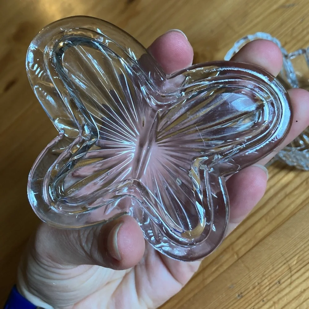 colony vintage butterfly excellent