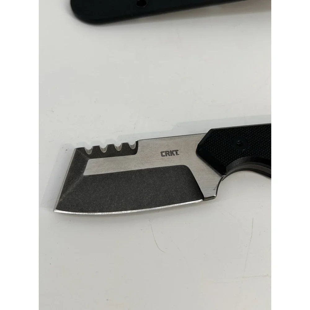 CRKT comes sheath