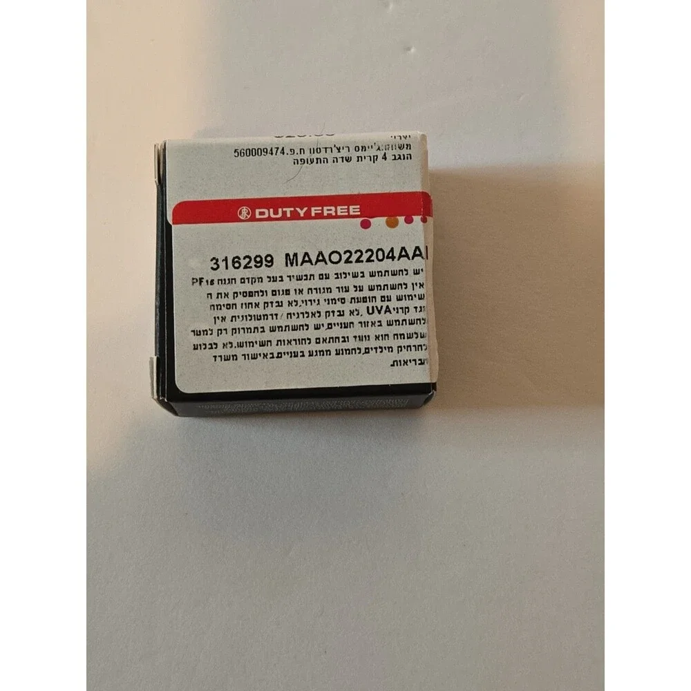 MAC Cosmetics studio finish nc30