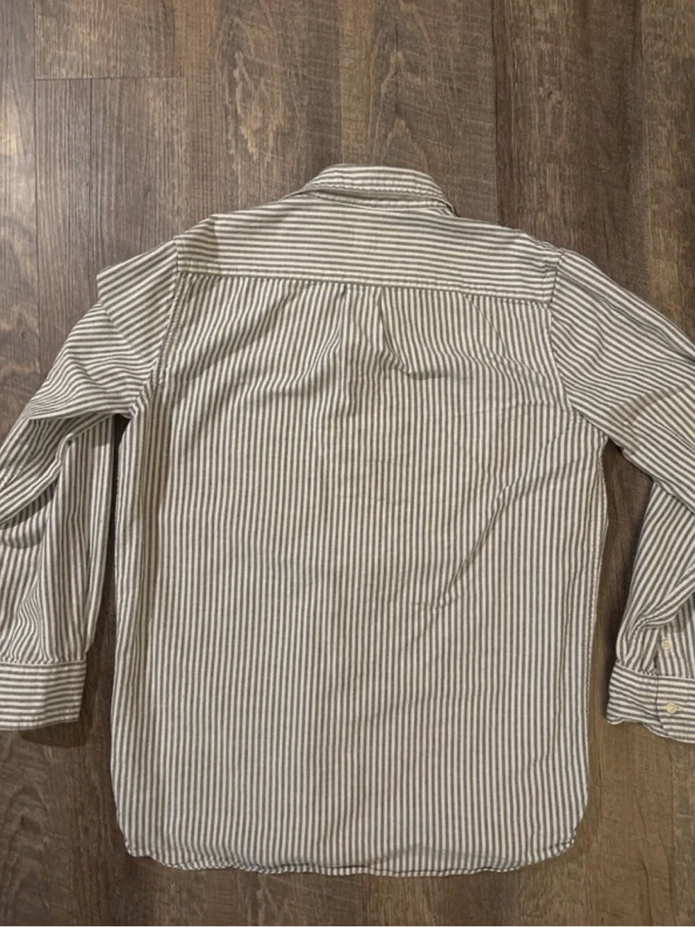 GAP lightweight striped