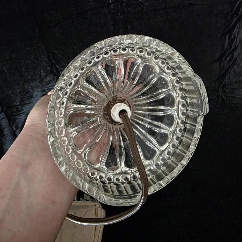 The Unbranded Brand vintage swirl