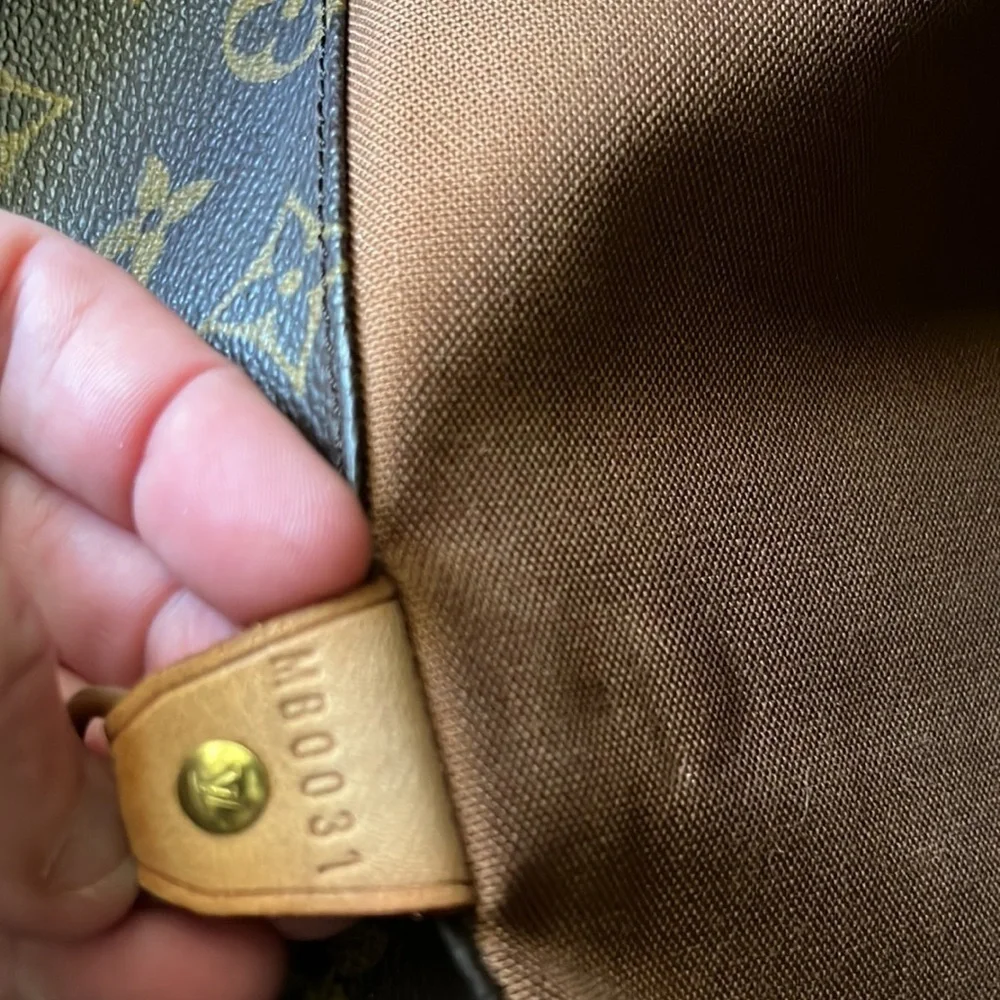 Louis Vuitton about 19