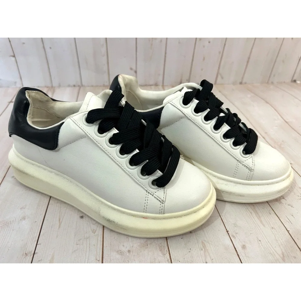 Steve Madden Gaines White Faux Leather Chunky Women's Platform Sneakers Sz 4M