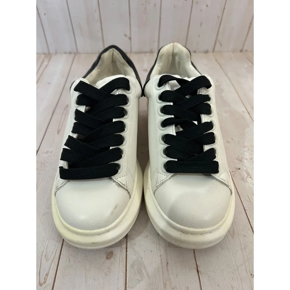 Steve Madden stylish them