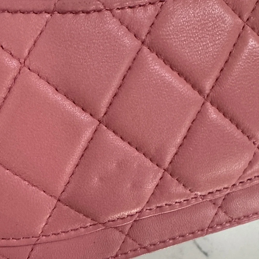 CHANEL ends leather vintage