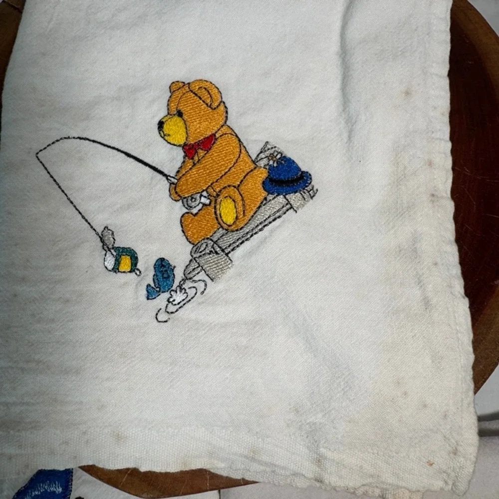 Vintage 100% Egyptian Cotton Embroidered Cloth Set Teddy Bear Butterfly 34x30
