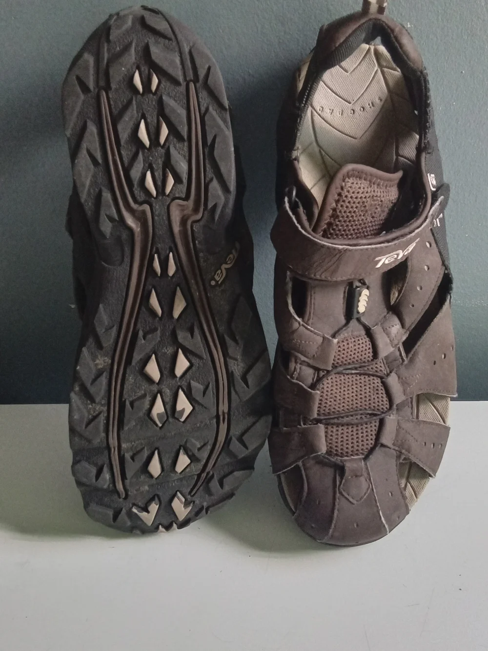 Teva ensure traction instep