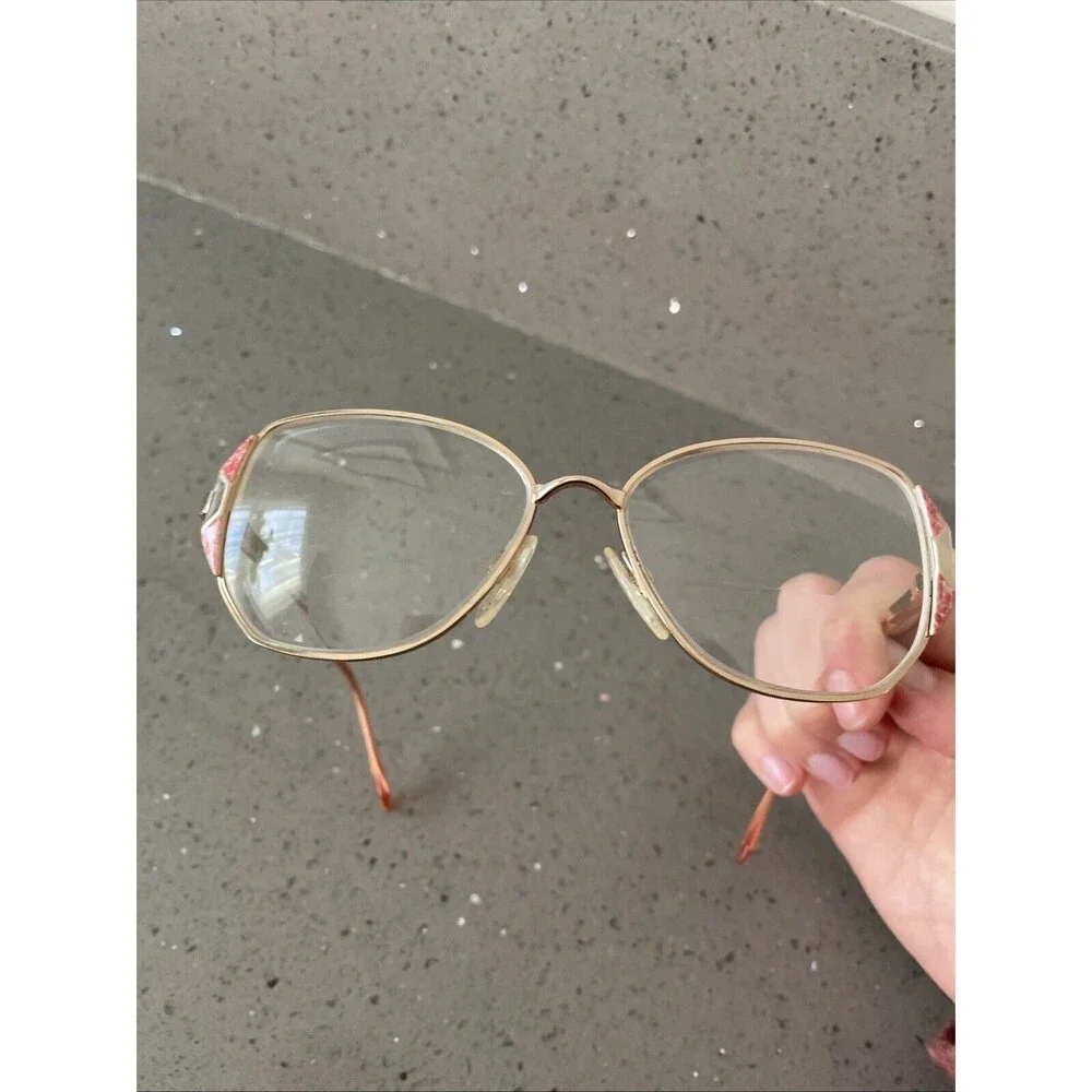 Vintage this frames