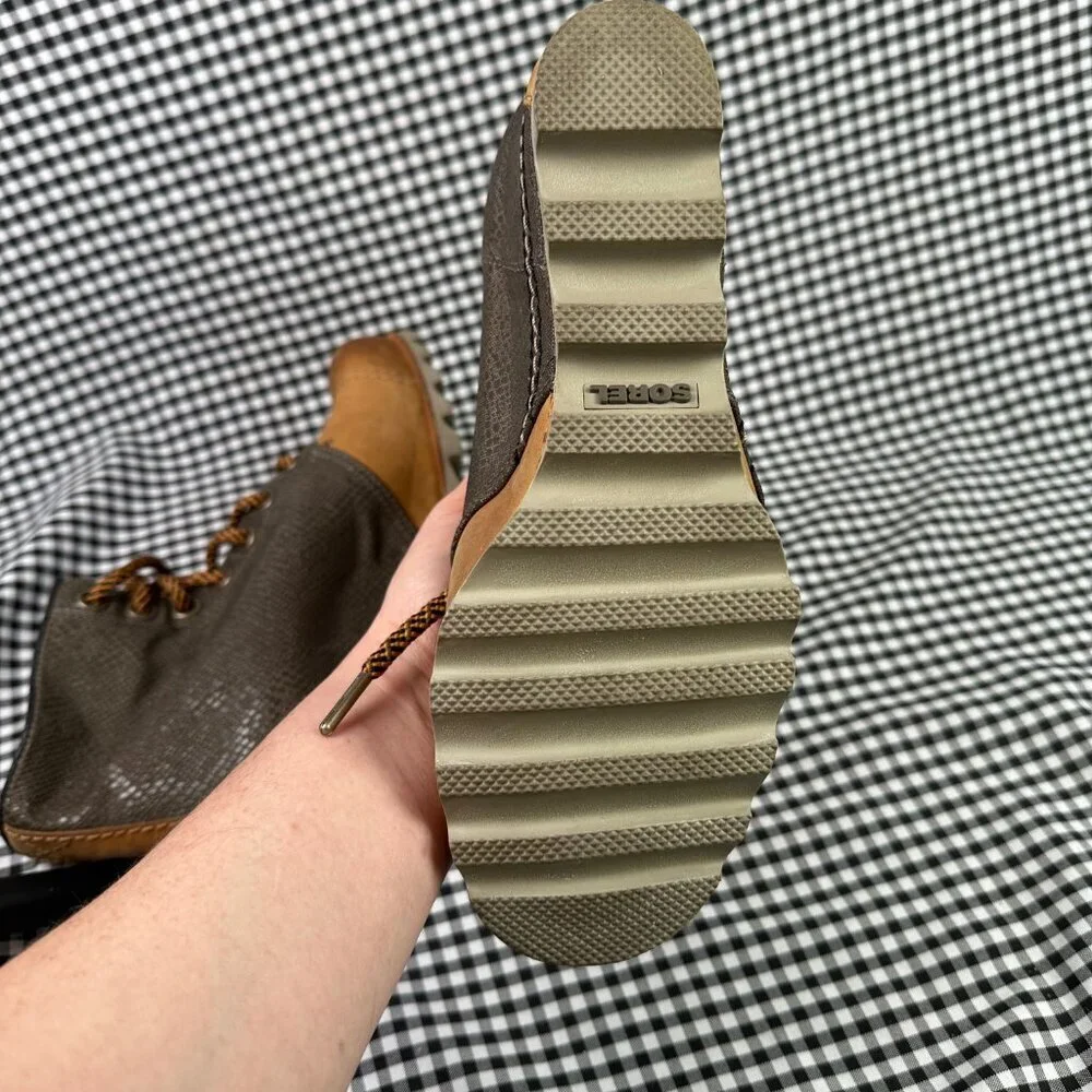 Sorel good used