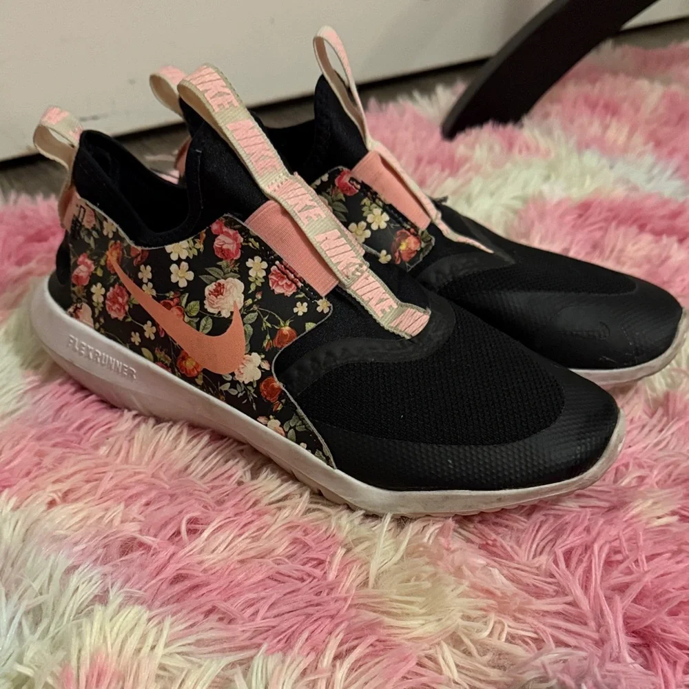 Nike Kids Black and Pink Floral Sneakers