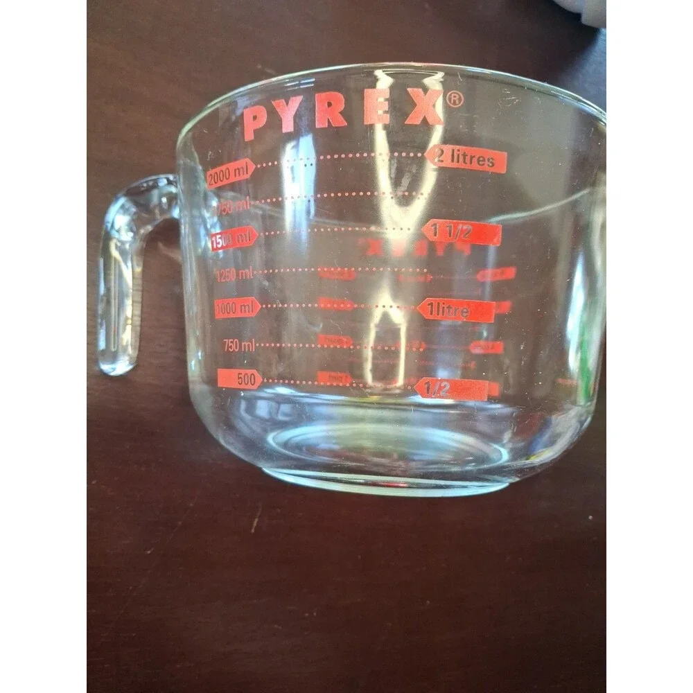 PYREX Glass Liquid Measuring 8 Cup 64 oz 2 Quart Liter Clear Red Letters-USA