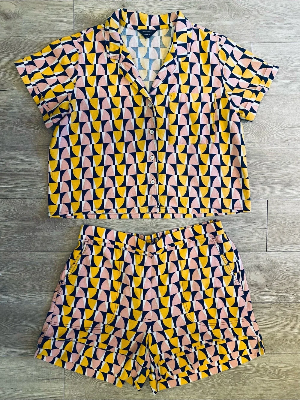 Banana Republic banana republic