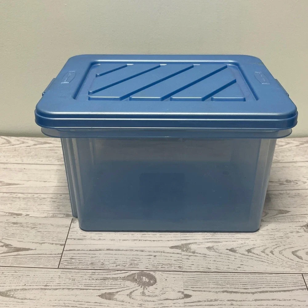 Rubbermaid screen measures