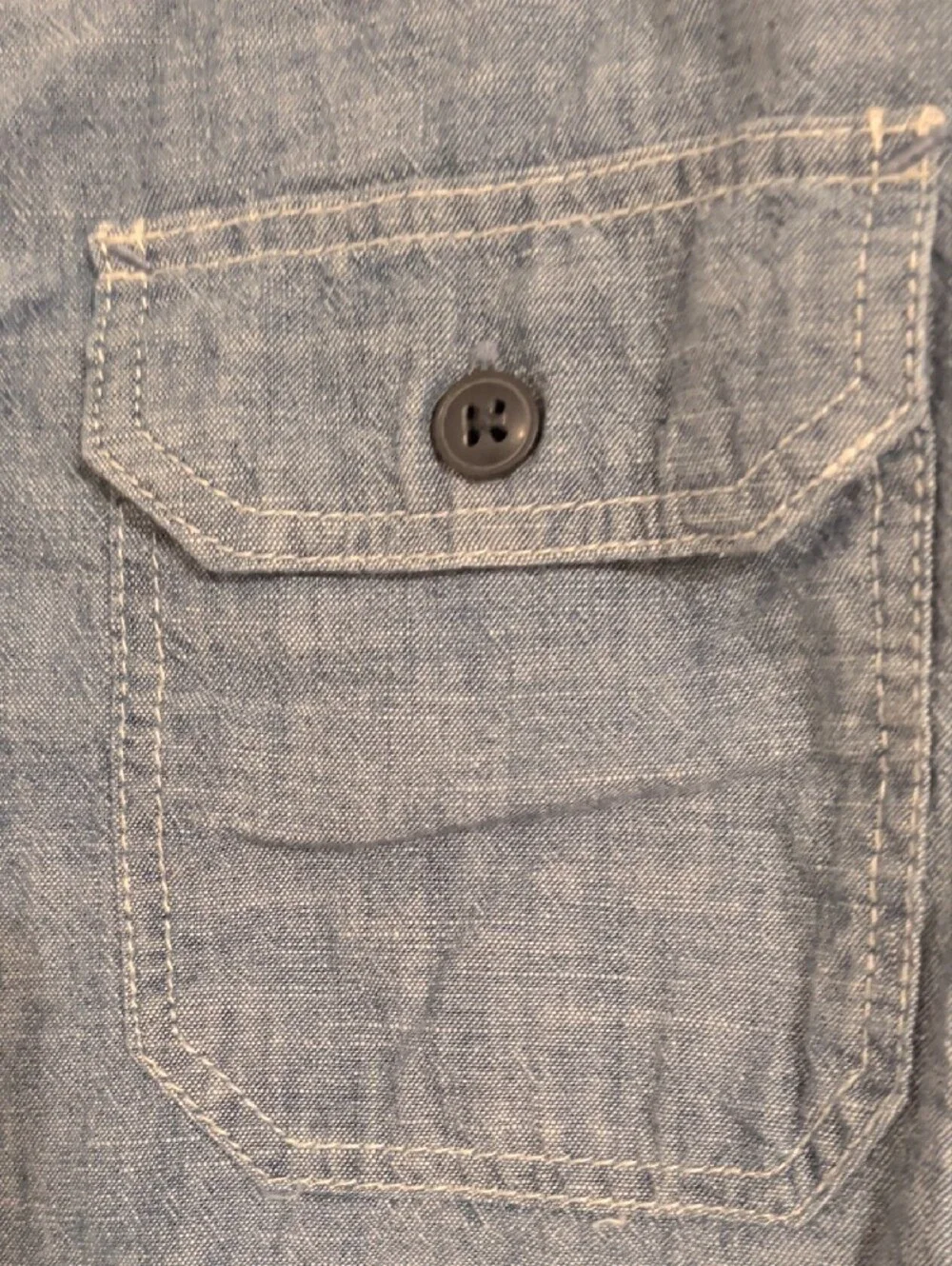 GAP button up