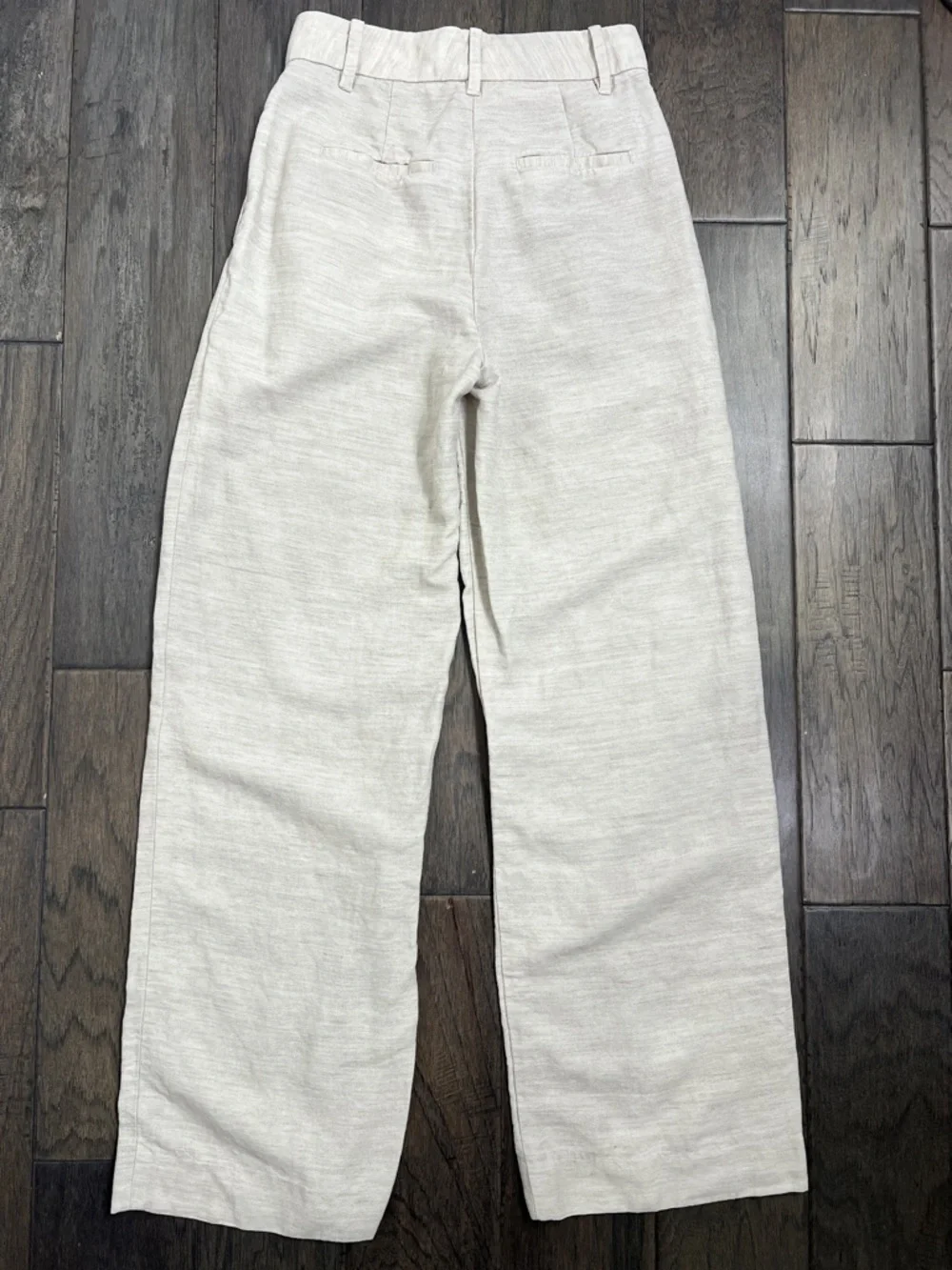Aritzia these are
