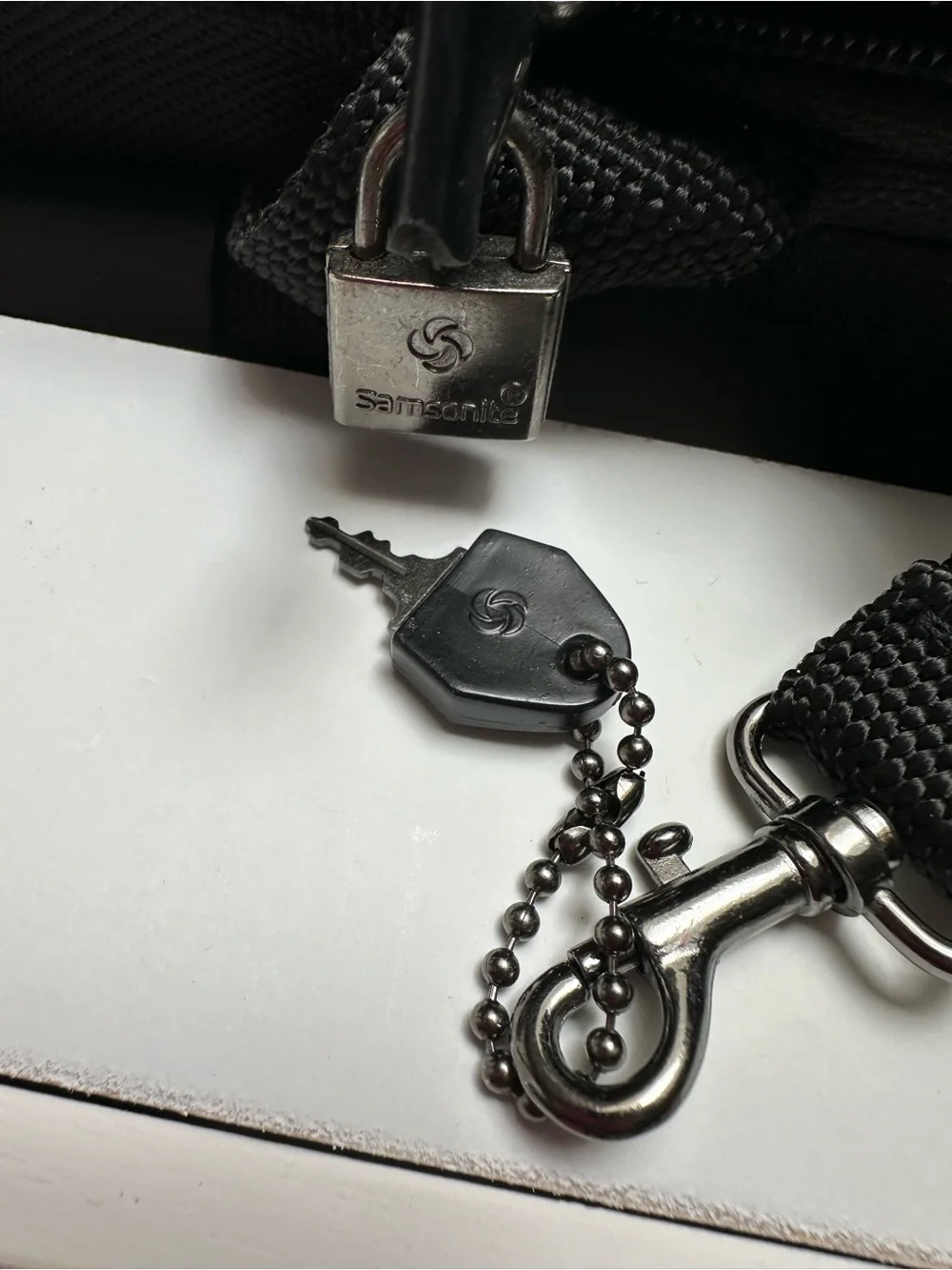NEW Samsonite Laptop Computer Travel Shoulder Bag Briefcase 17x 13 VTG 90s USA