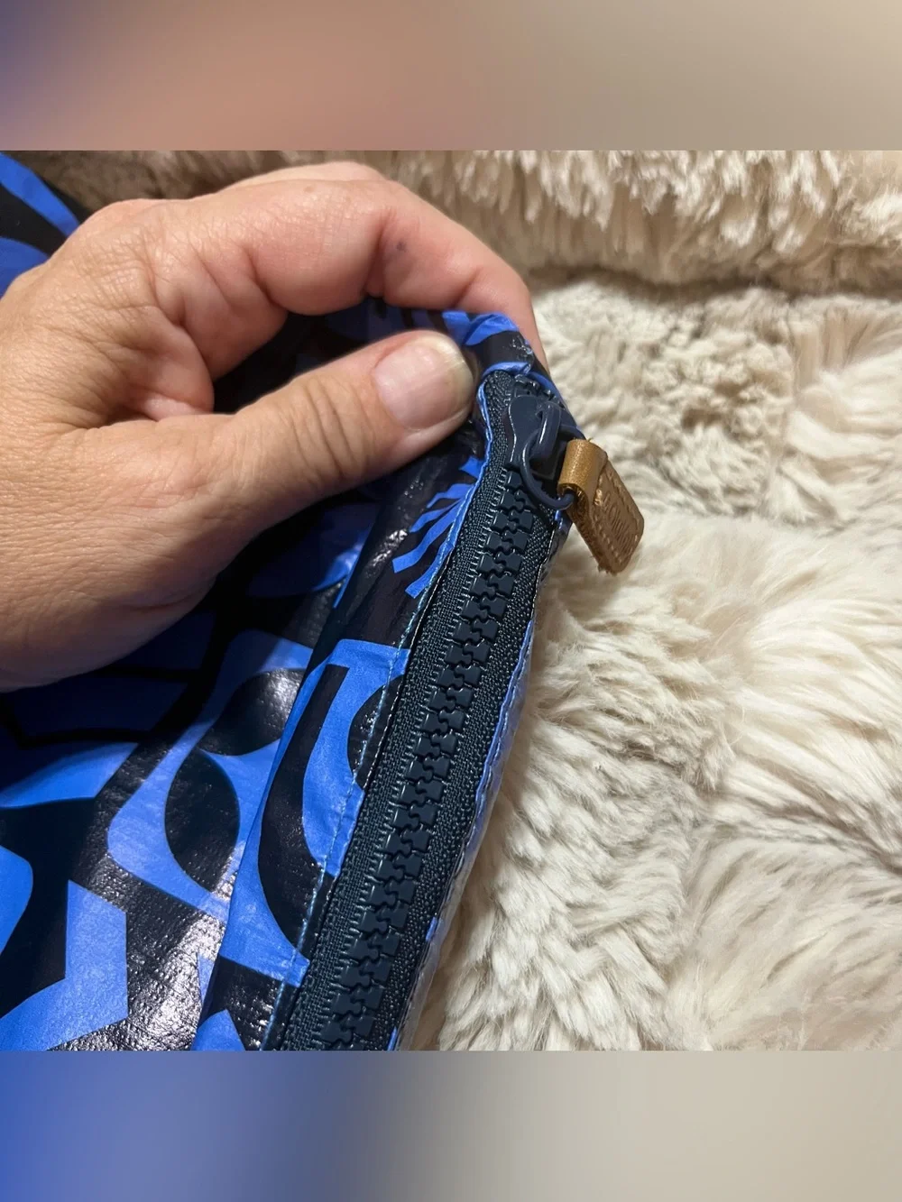 OluKai bold blue