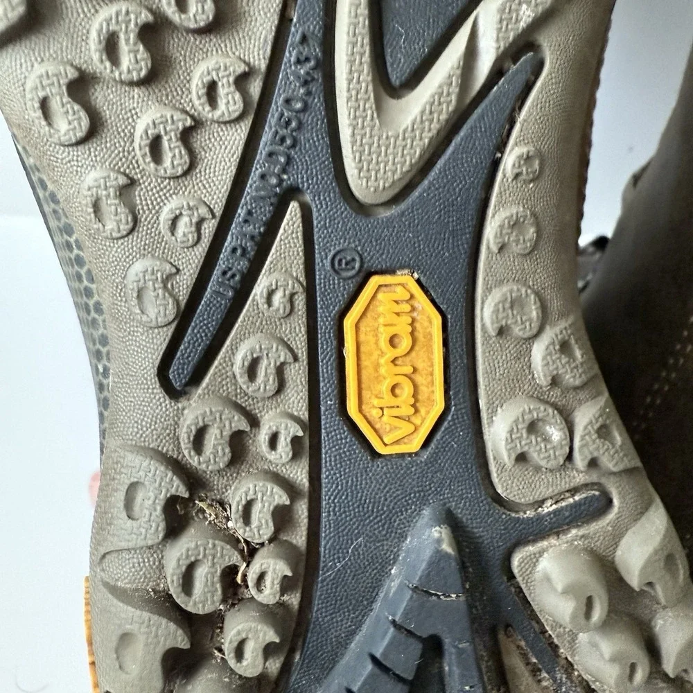 Merrell good preowned