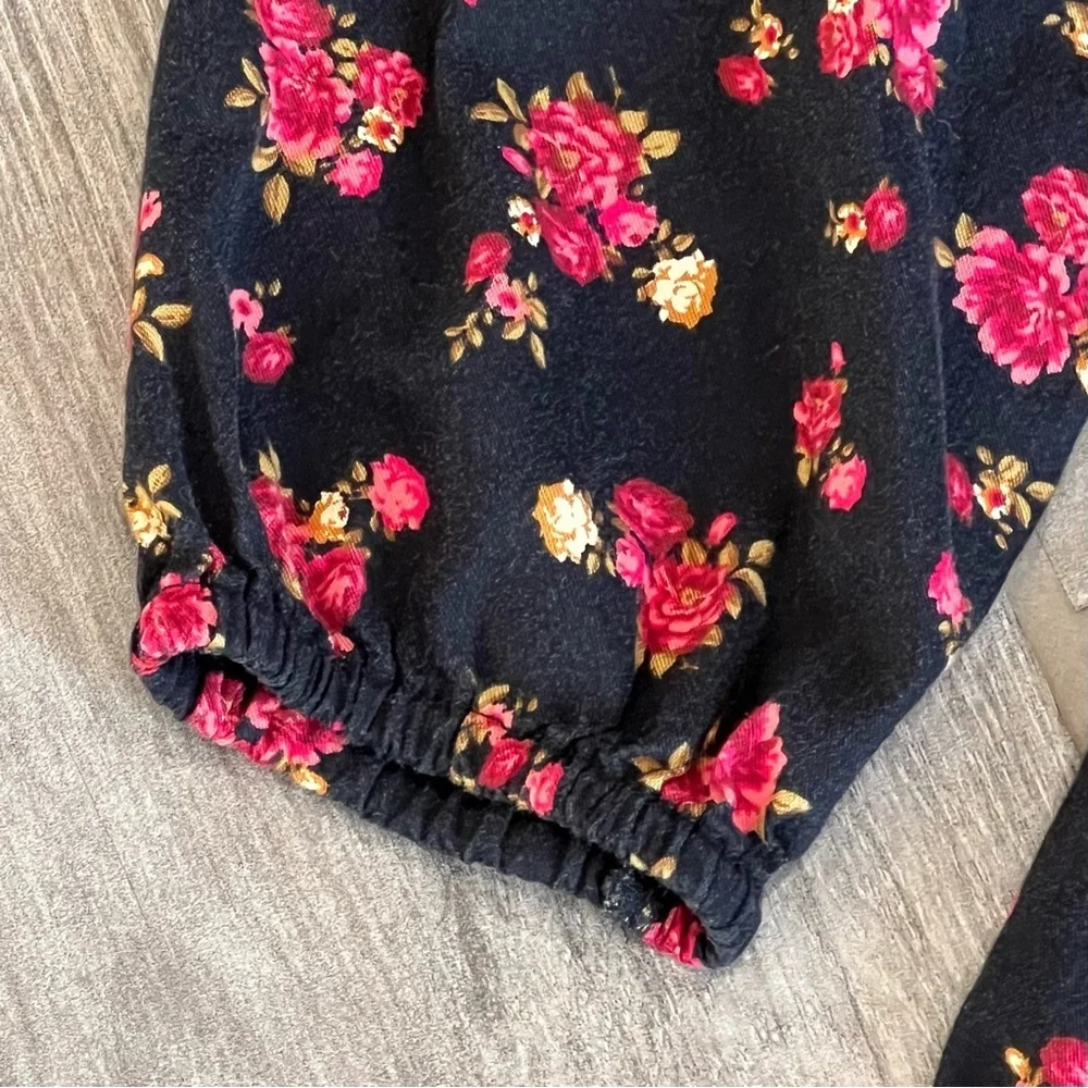 Old Navy romantic charm