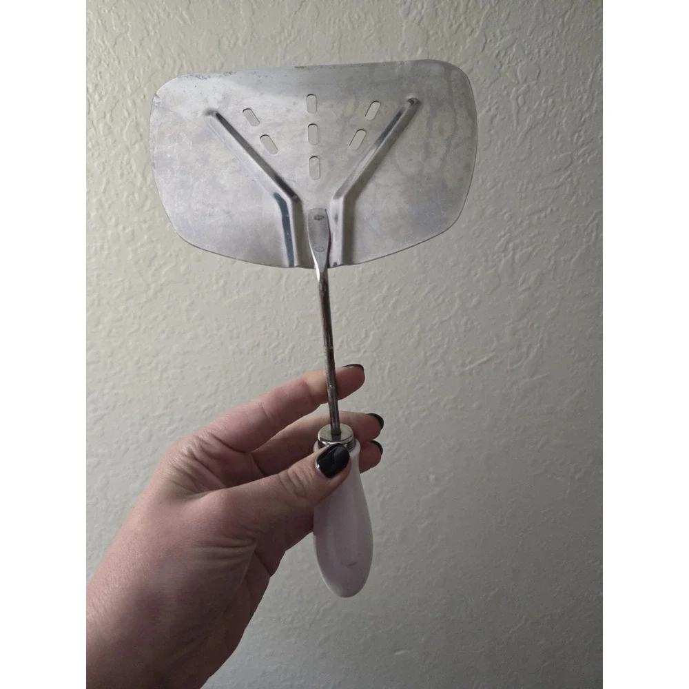 Foley + Corinna white spatula