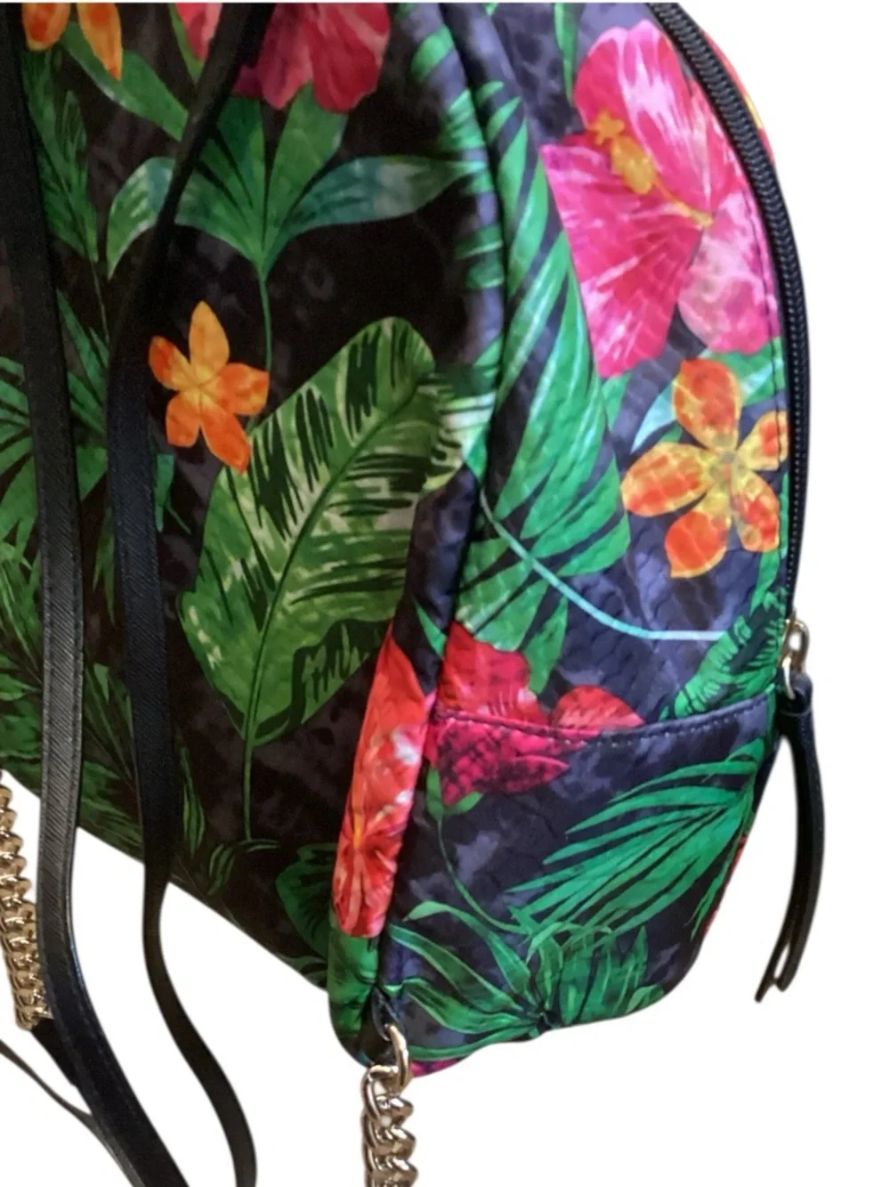 Victorias Secret large compartment
