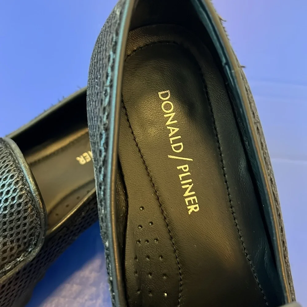 Donald J. Pliner women’s donald