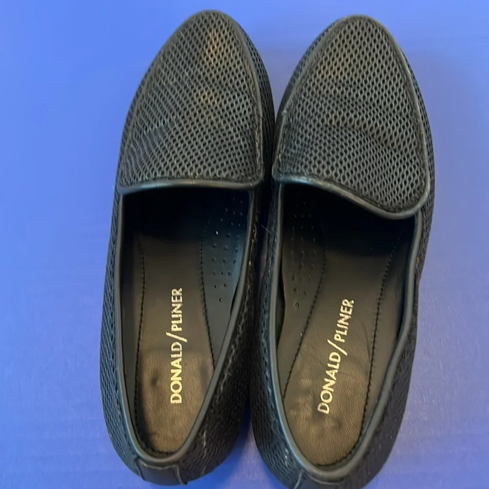 Donald J. Pliner women’s donald