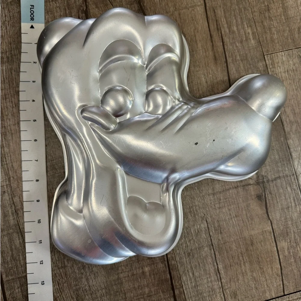 Walt Disney bring touch